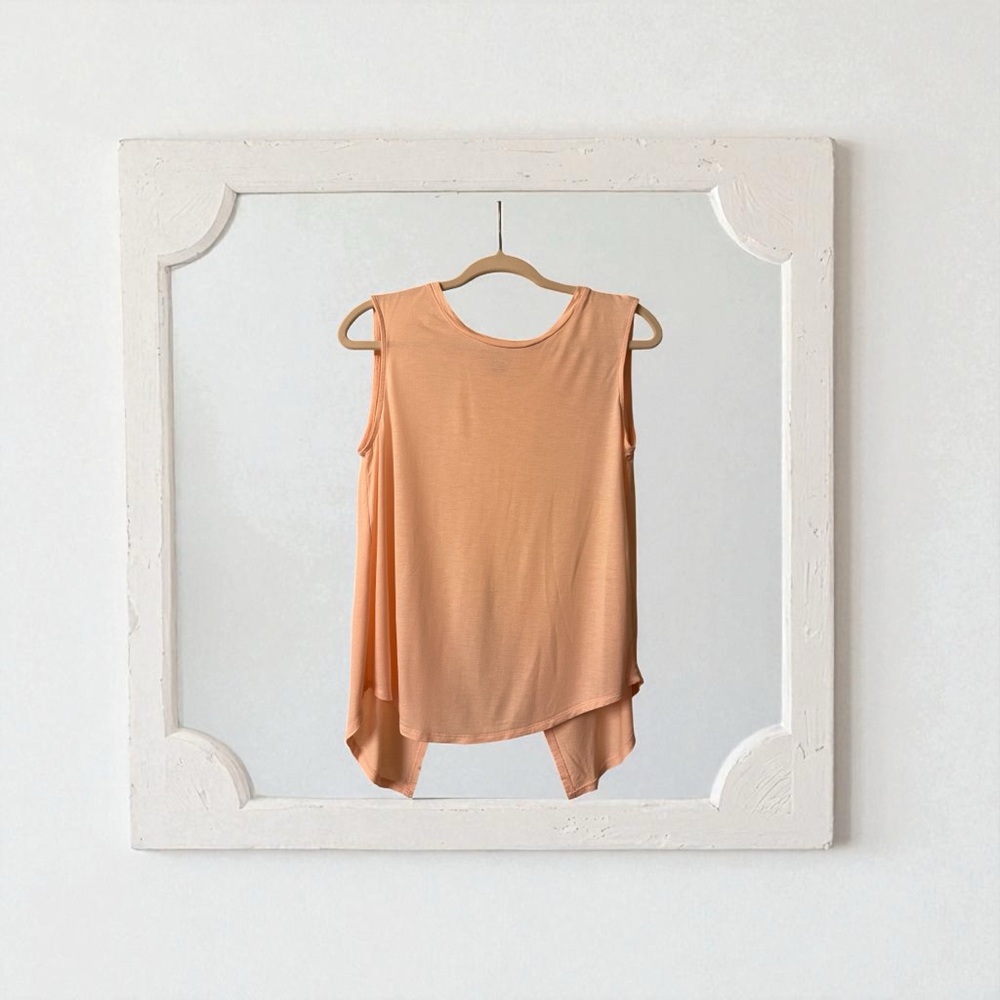 Old Navy Peach Sleeveless Athletic Top‎